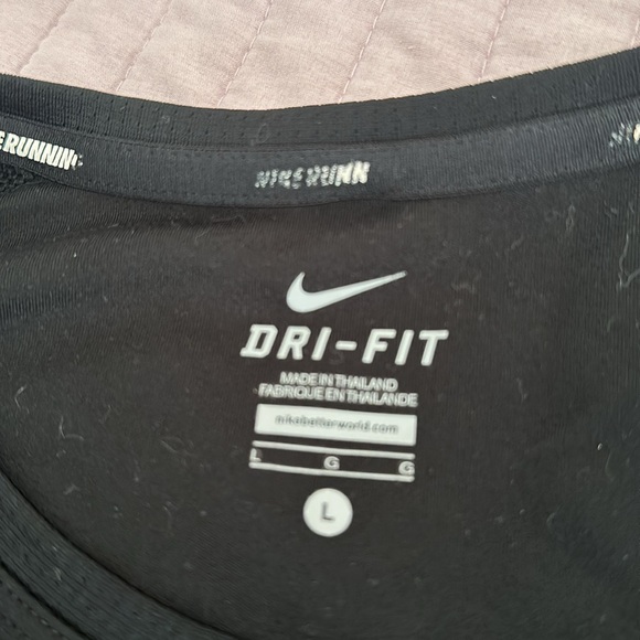Dri fit tee Large - Picture 2 of 3